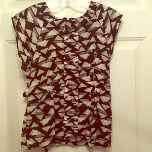 Geometric print top